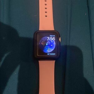 Series 2 Apple Watch comes with four bands and a charger